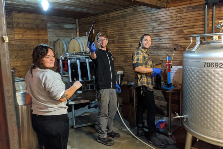 Cidery & Brewery Indian Ladder Farms